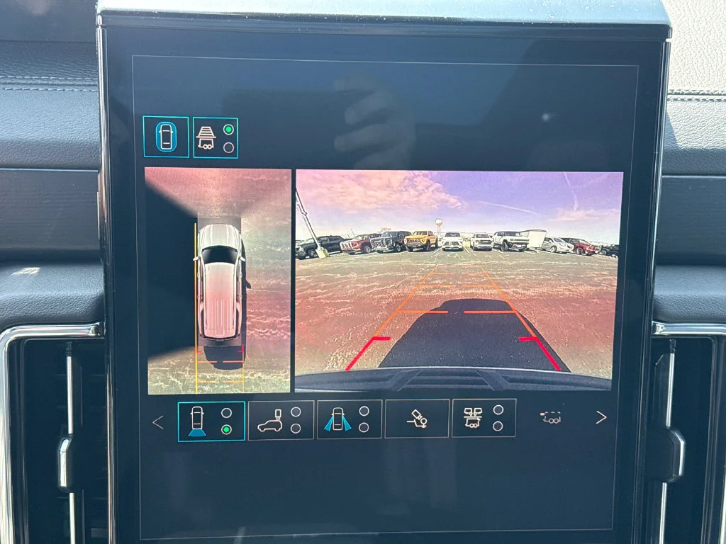 2026 GMC Yukon XL Denali - Photo 25