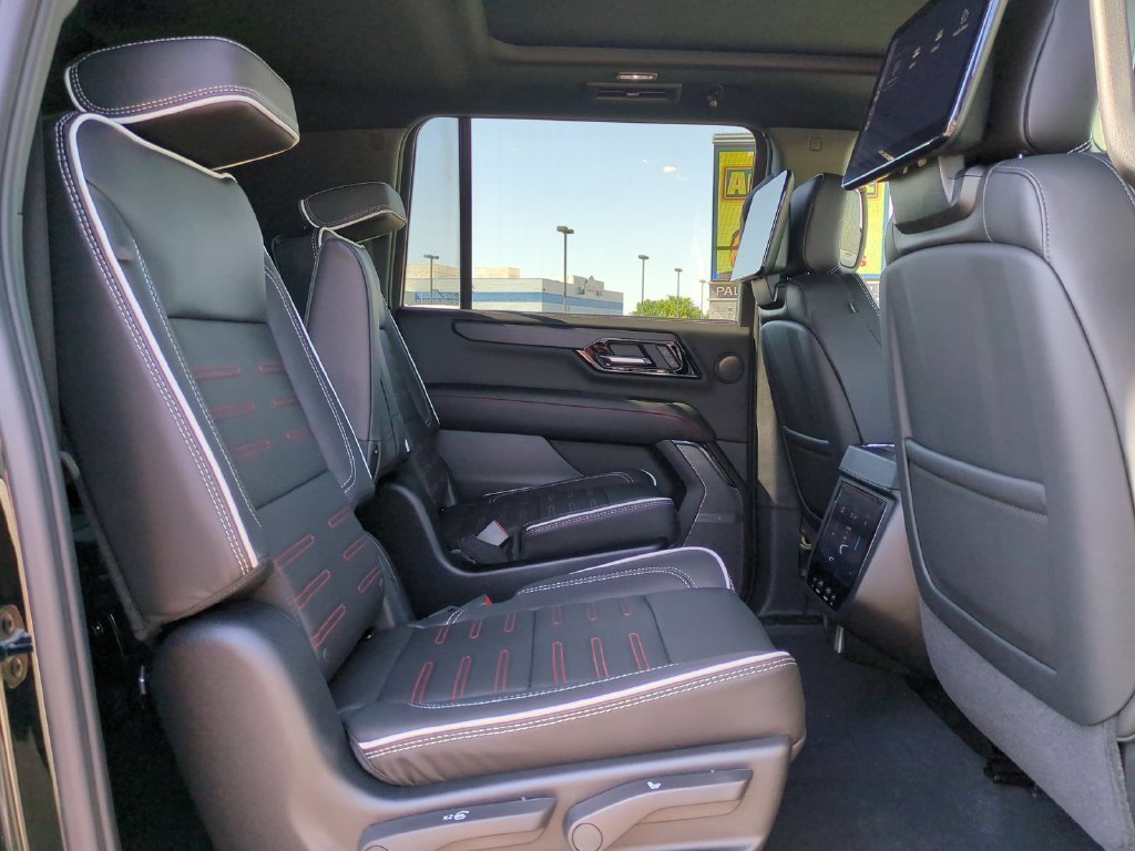 2026 GMC Yukon XL AT4 Ultimate - Photo 34