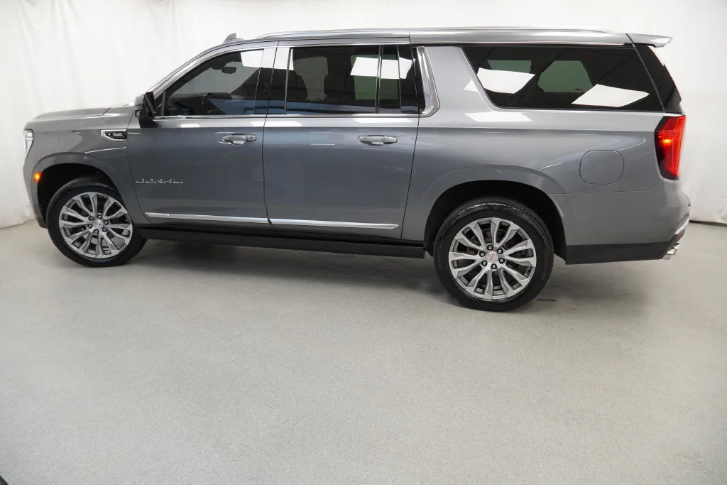 Used 2021 SATIN STEEL METALLIC GMC Denali image 44