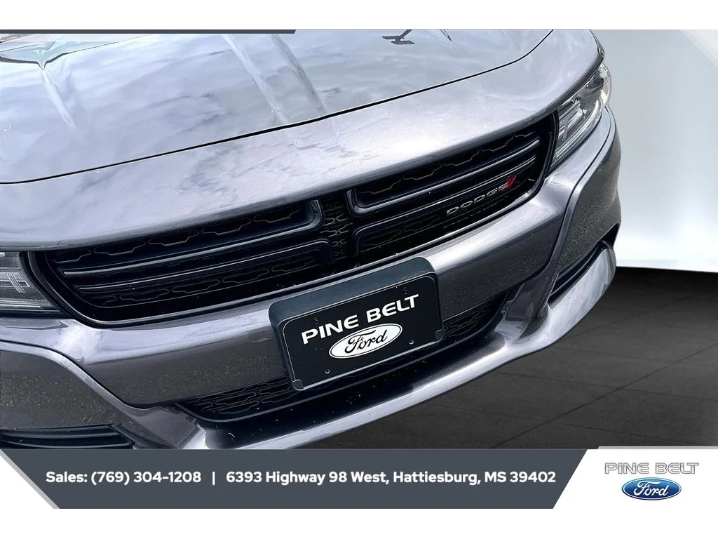 Used 2021 Granite Pearlcoat Dodge SXT image 24