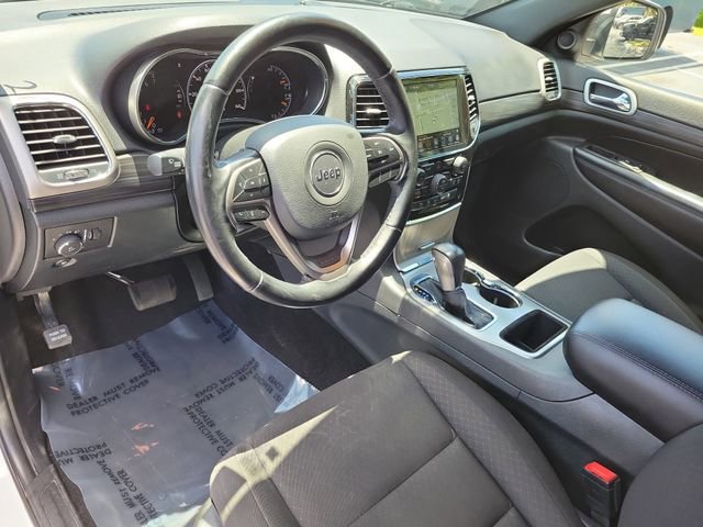 Used 2022 White Jeep Laredo E image 16