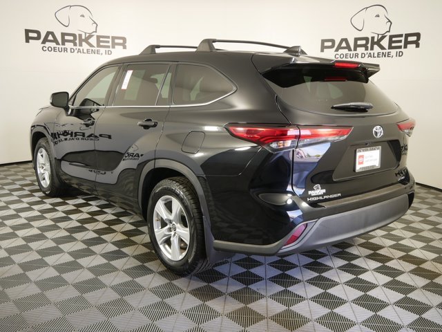 Used 2020 Midnight Black Metallic Toyota LE image 7