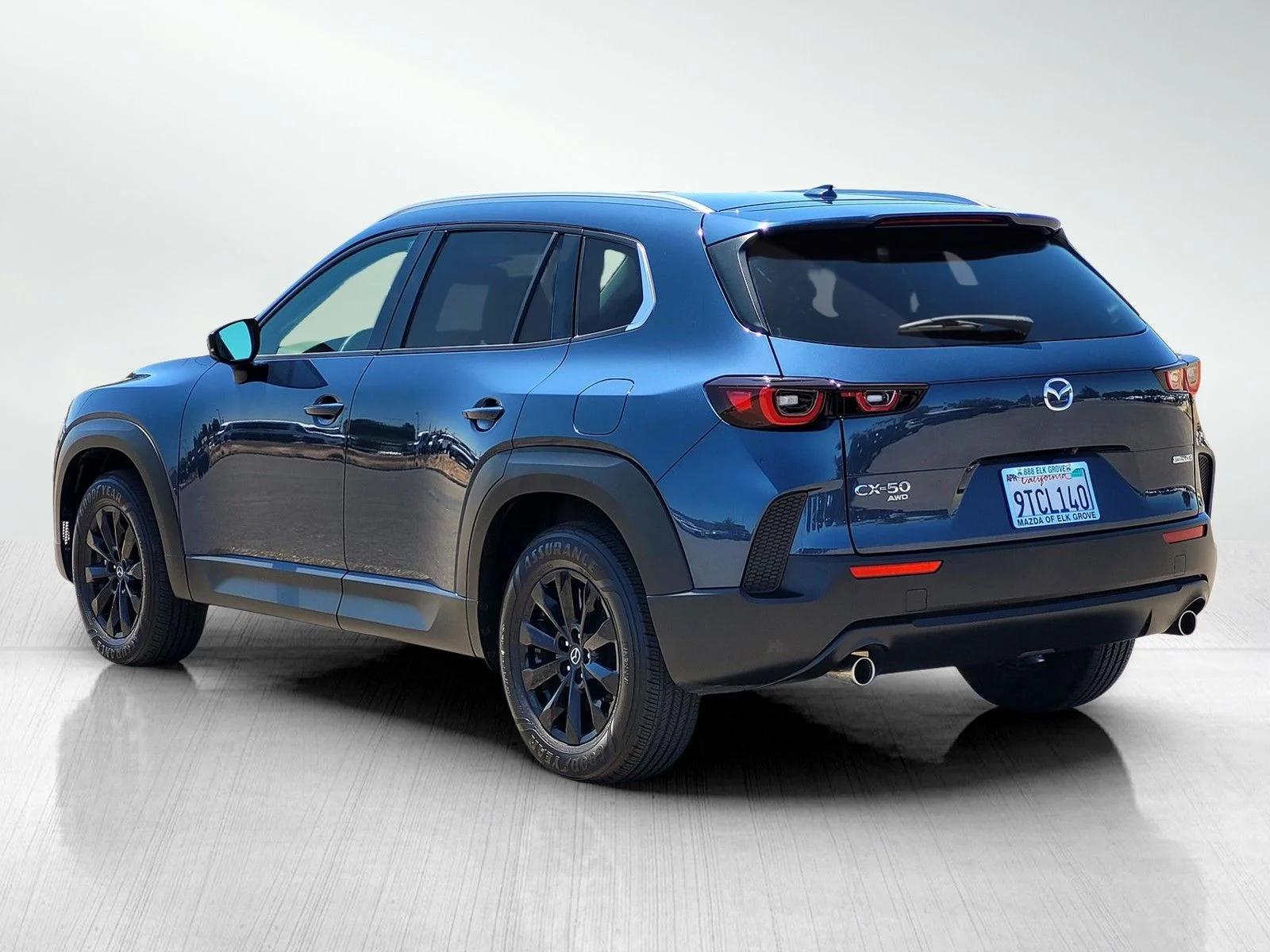 Certified Used 2025 Ingot Blue Metallic Mazda 2.5 S Premium Package image 9