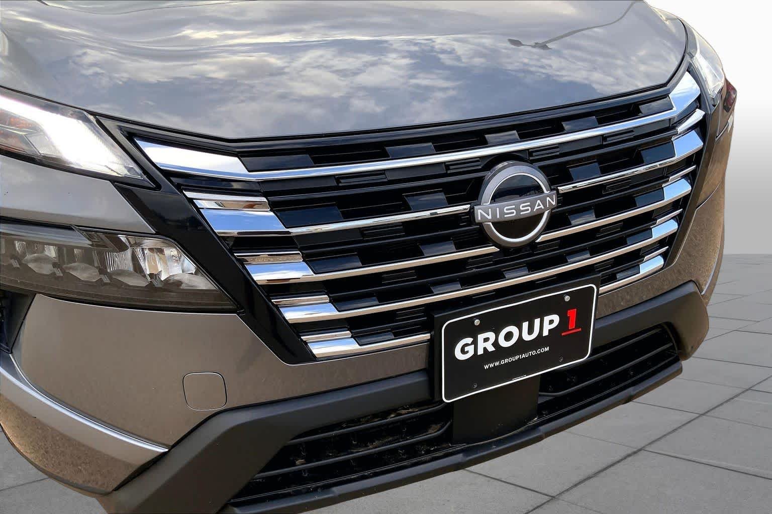 2024 Nissan Rogue SV - Photo 29