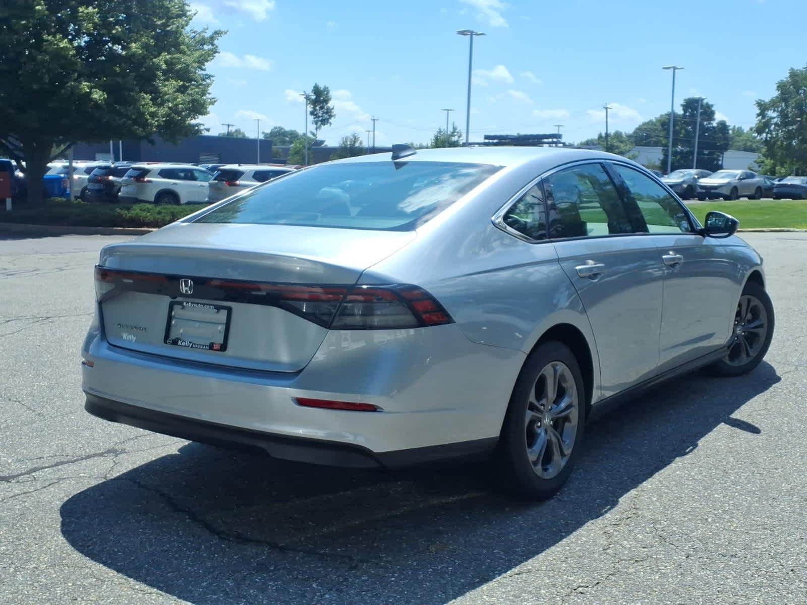 Used 2024 SILVER Honda EX image 5
