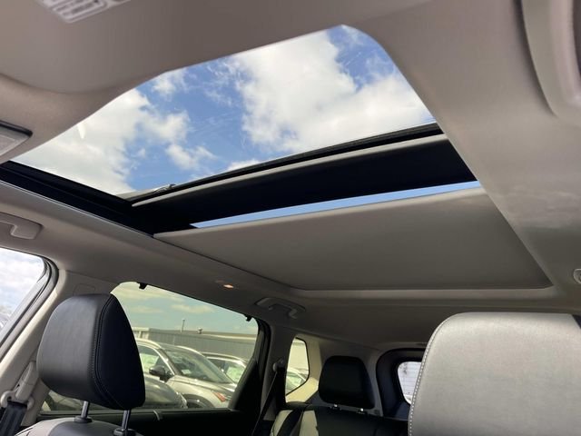 New 2026 Gun Metallic Nissan Platinum image 26
