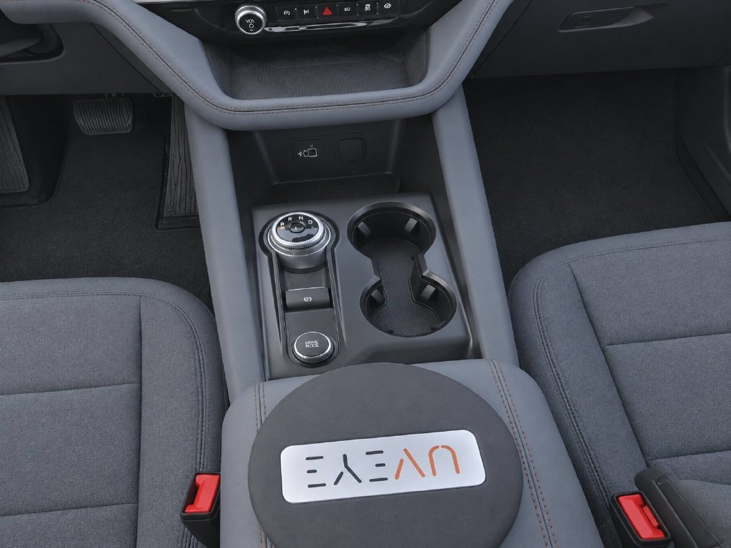 New 2026 Vapor Blue Metallic Ford Active image 14