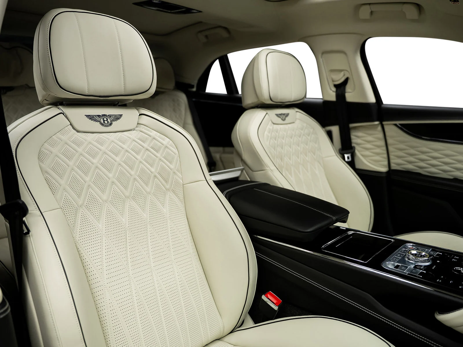 Used 2022 White Bentley  image 33