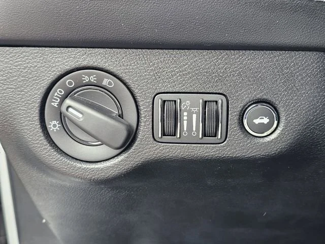 Used 2023 Silver Dodge SRT Hellcat Jailbreak image 17