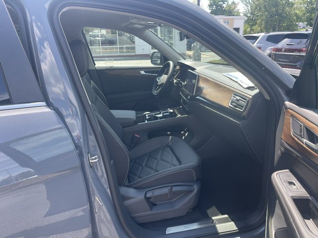 New 2026 Pure Gray Volkswagen 2.0T SE W/TECHNOLOGY image 6