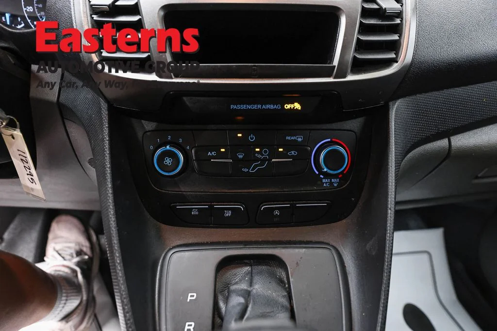 Used 2019 White Ford XL image 20