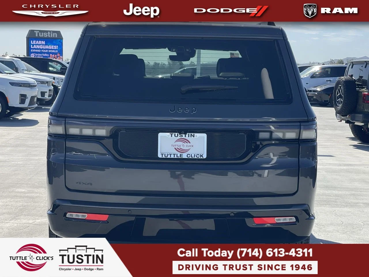 New 2026 Baltic-Gray Metallic Clear-Coat Exterior Paint Jeep Limited Reserve image 11