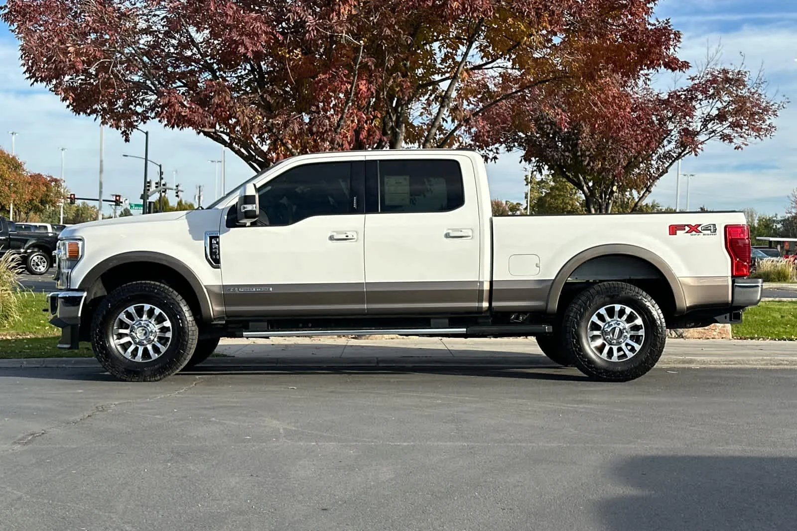 Certified Used 2022 Star White Ford LARIAT image 5
