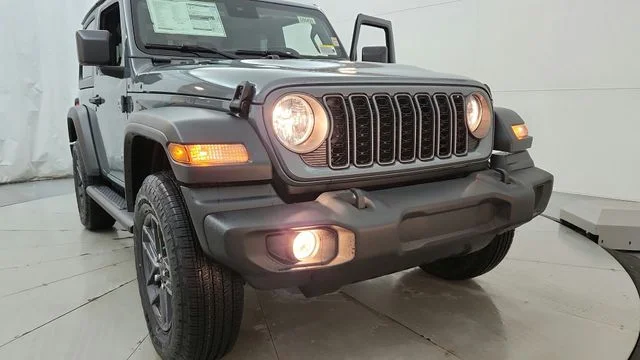 Used 2025 Gray Jeep Sport S image 23
