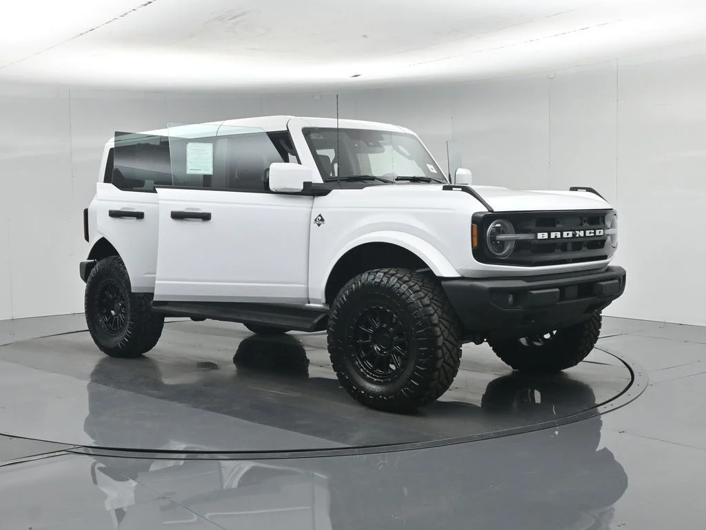 New 2026 Oxford White Ford Outer Banks image 34