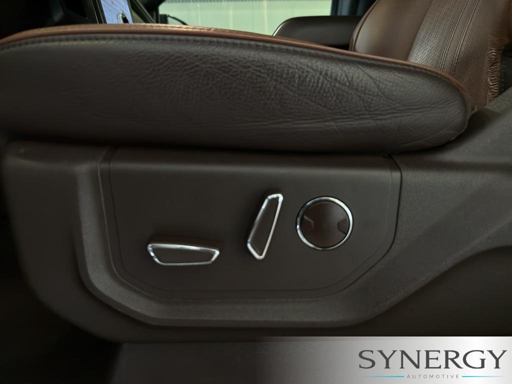 Used 2024 Agate Black Metallic Ford King Ranch image 28