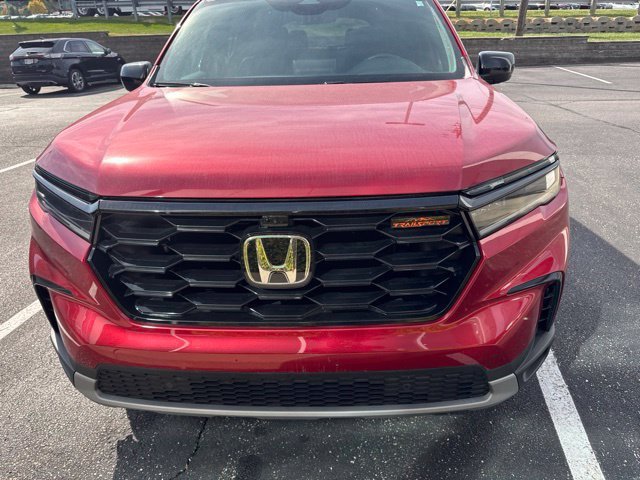 Used 2025 Radiant Red Metallic II Honda TrailSport image 14