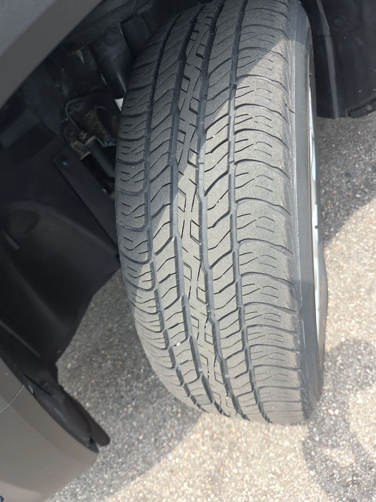 Used 2021 Bikini Metallic Clearcoat Jeep Latitude image 29