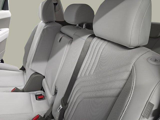 New 2026 White Hyundai SEL Premium 8P image 18