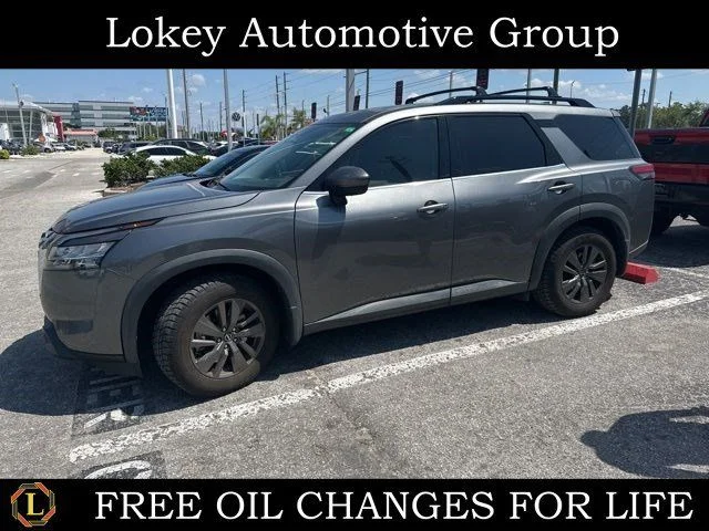 2022 Nissan Pathfinder SV 4WD's photo