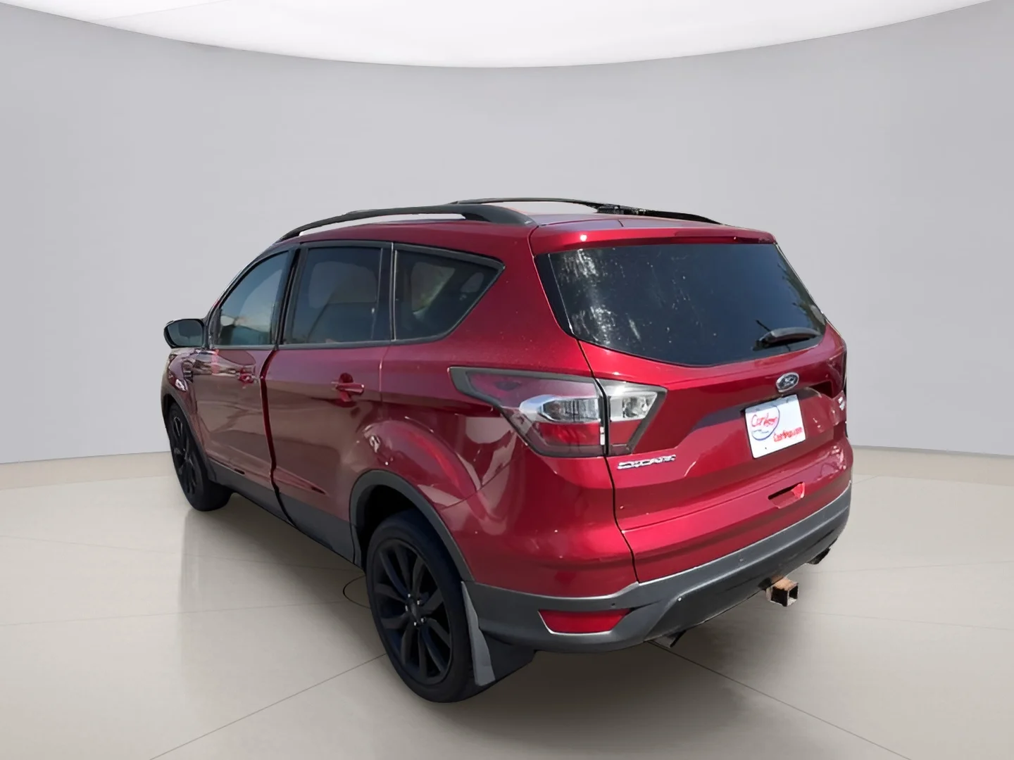 Used 2017 Red Ford SE 4WD image 6