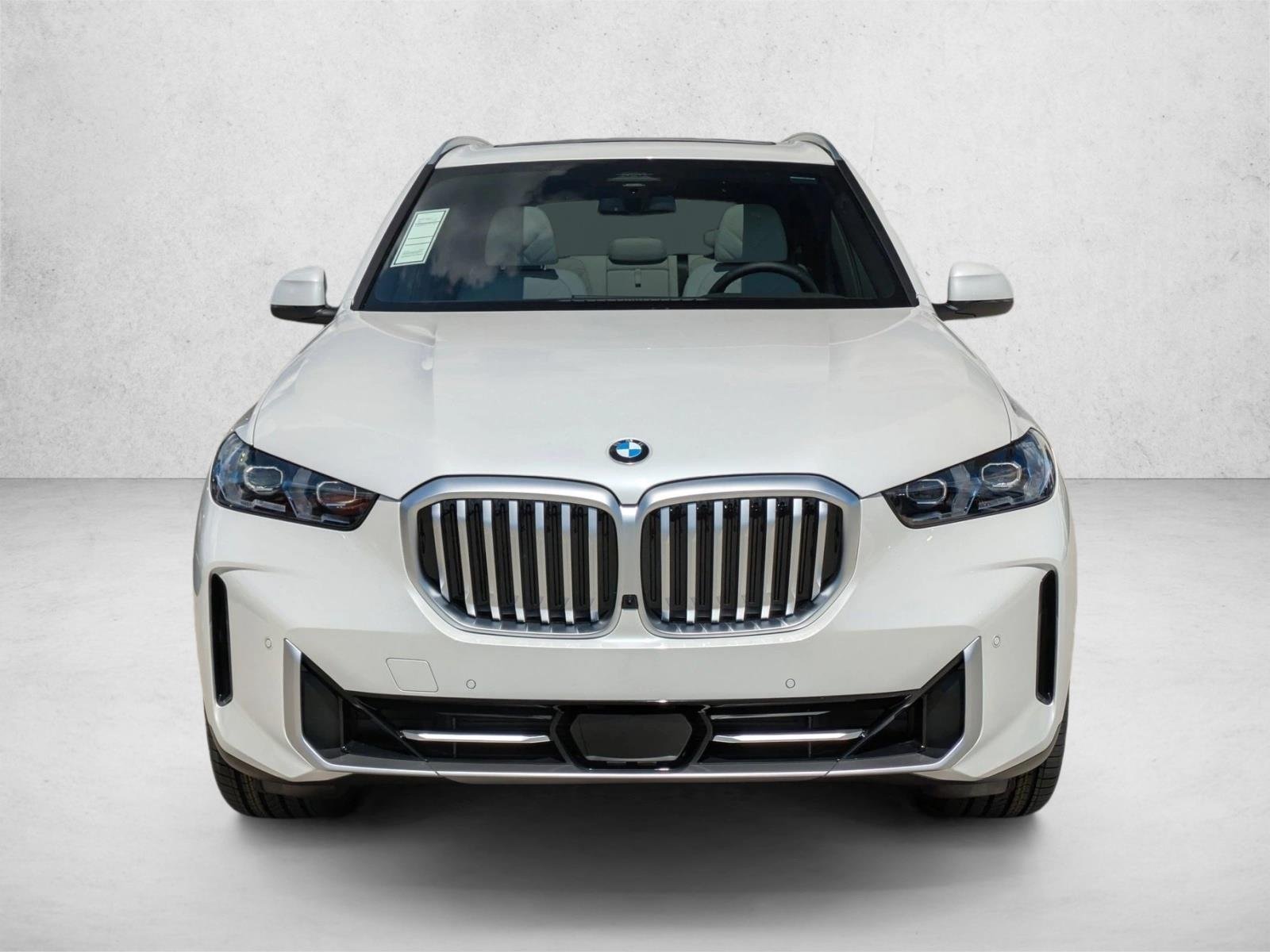 Used 2026 Mineral White Metallic BMW xDrive40i image 6
