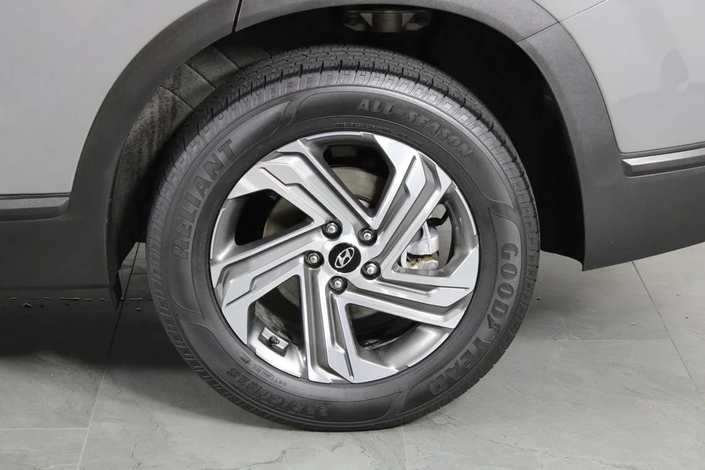 Used 2023 Gray Hyundai SEL image 15