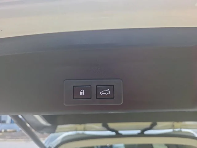 Used 2022 White Subaru Limited image 15
