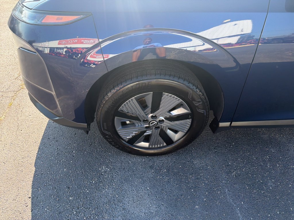 Used 2025 Blue Nissan SL image 11