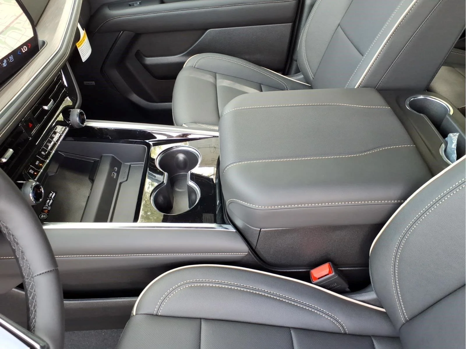 New 2027 Sterling Gray Metallic Chevrolet Premier image 24