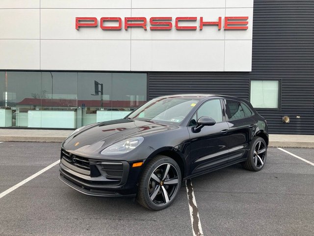 2026 Porsche Macan AWD