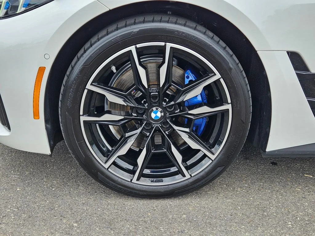 Used 2025 Mineral White Metallic BMW M50 image 40