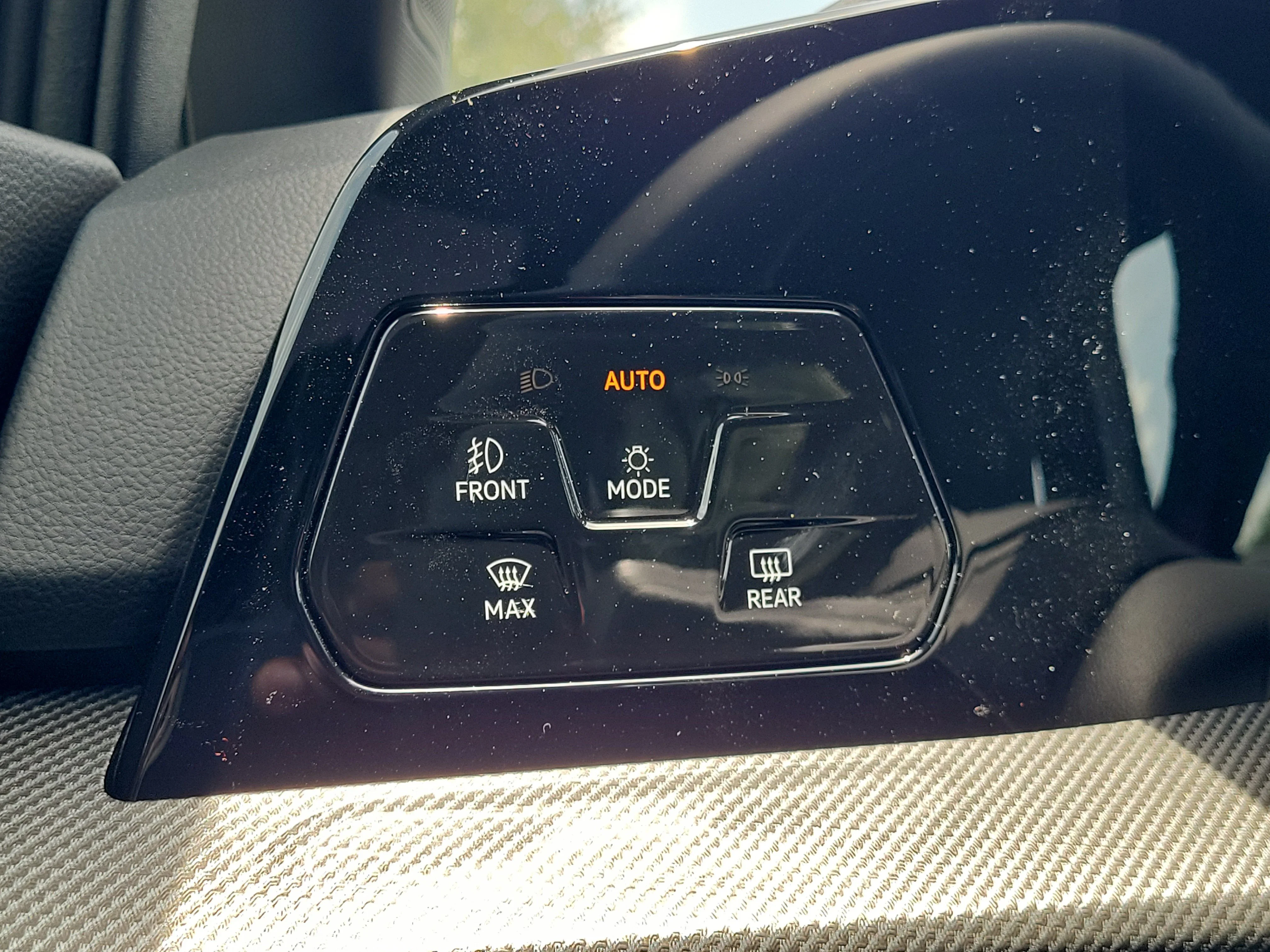New 2026 Moonstone Gray Volkswagen 2.0T S image 18