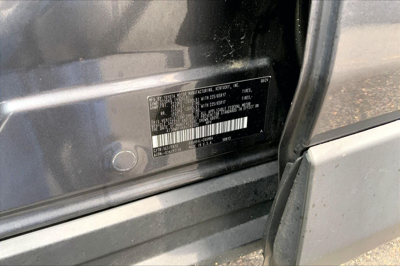 Used 2024 Magnetic Gray Metallic Toyota Hybrid XLE image 37