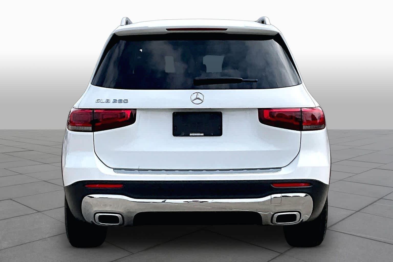 Used 2020 Polar White Mercedes-Benz GLB 250 image 5