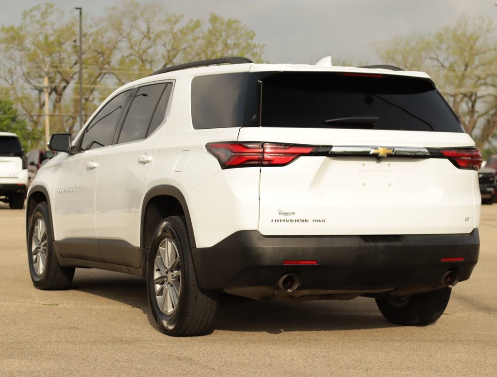 Used 2023 Summit White Chevrolet LT Cloth image 5