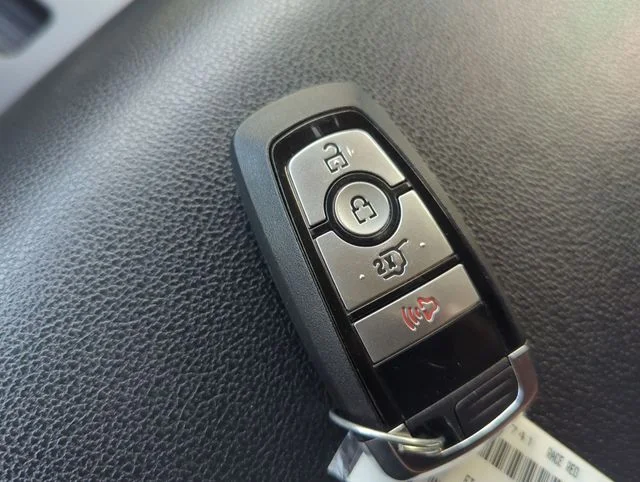 Used 2023 Red Ford XLT image 22
