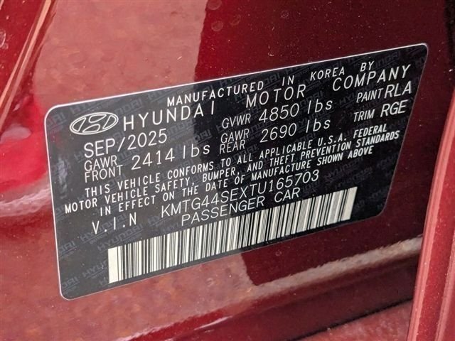 Used 2026 Red Genesis 3.3T Sport Prestige image 11