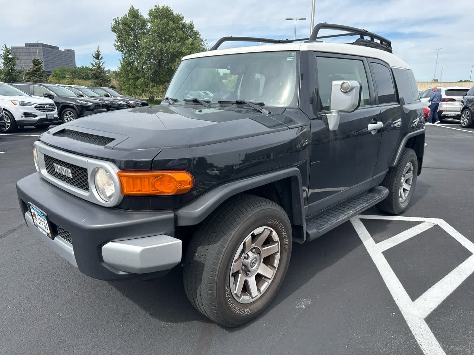 Used 2014 Toyota FJ Cruiser Base with VIN JTEBU4BF8EK199585 for sale in Minneapolis, Minnesota