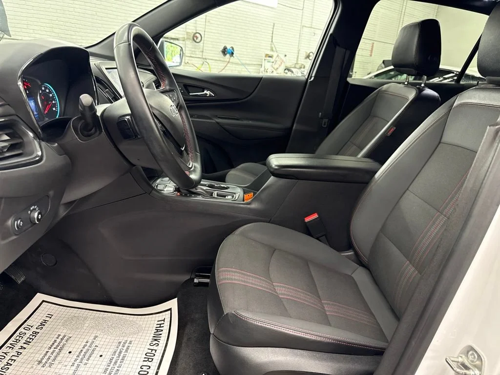Used 2024 Summit White Chevrolet RS image 9