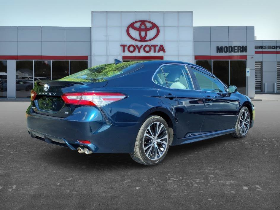 Used 2019 Galactic Aqua Mica Toyota SE image 6
