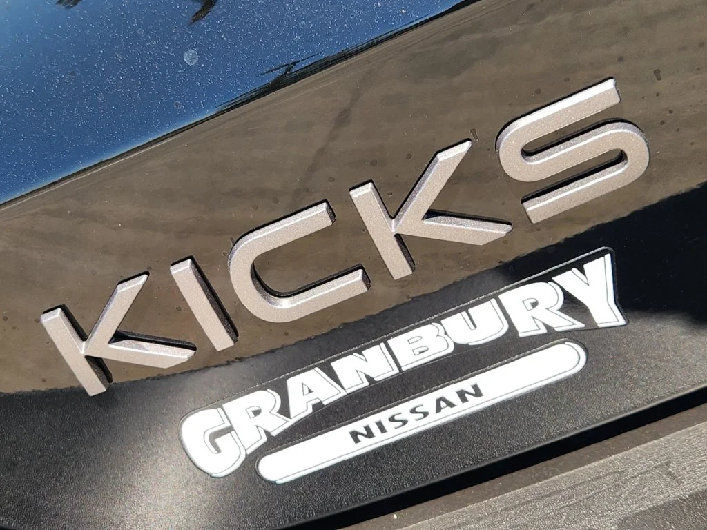 New 2027 Super Black Nissan SV image 7