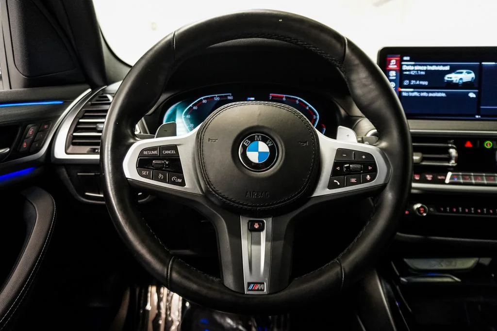 Used 2022 White BMW xDrive30i image 15