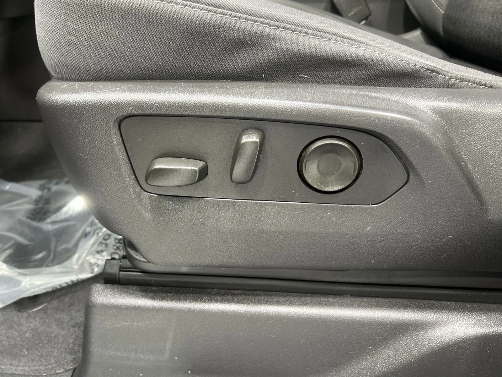 2023 Chevrolet Silverado 1500 RST - Photo 12