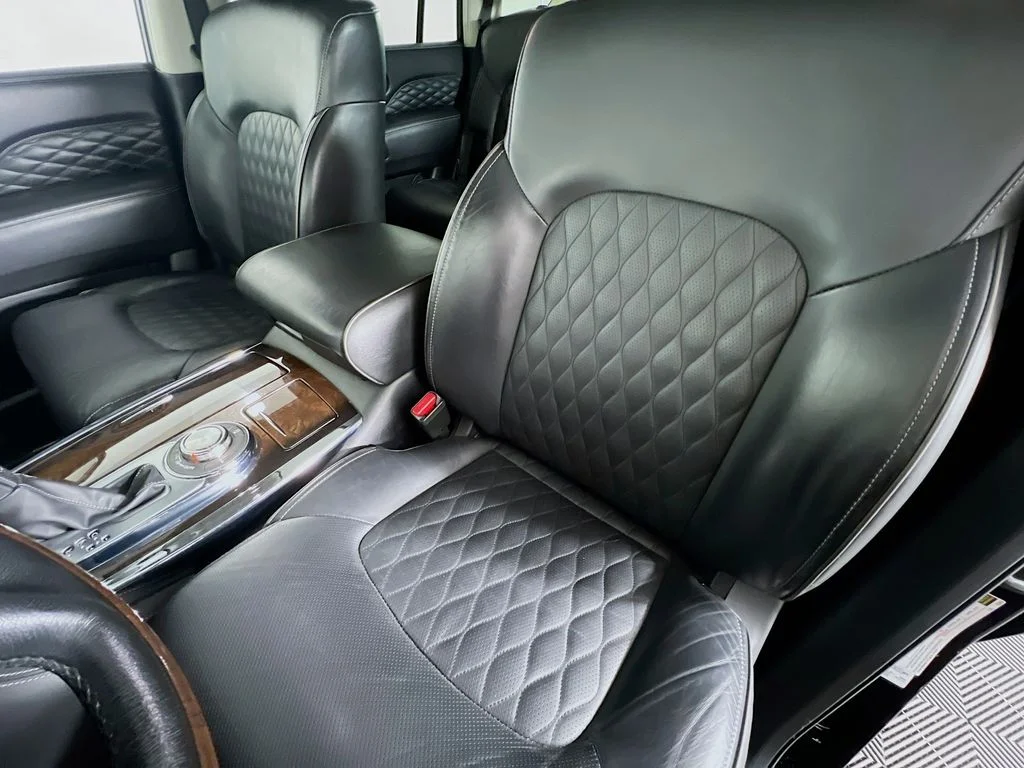 Used 2019 Black INFINITI LUXE image 22