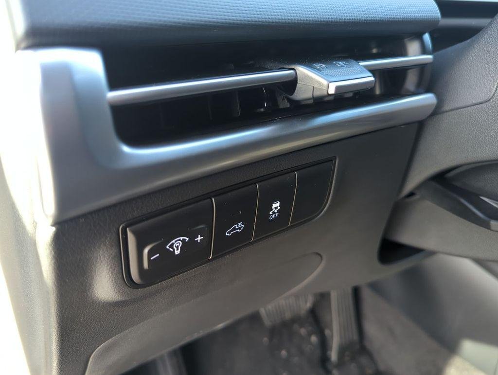 2026 Hyundai Santa Cruz SEL - Photo 14