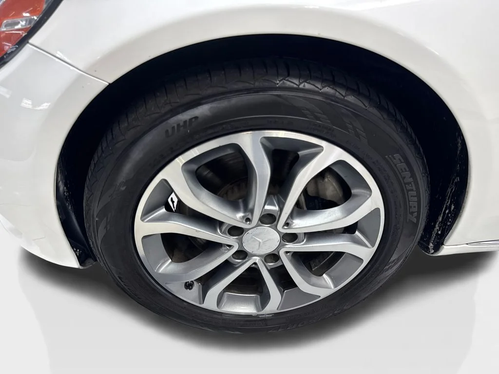 Used 2016  Mercedes-Benz C 300 image 80