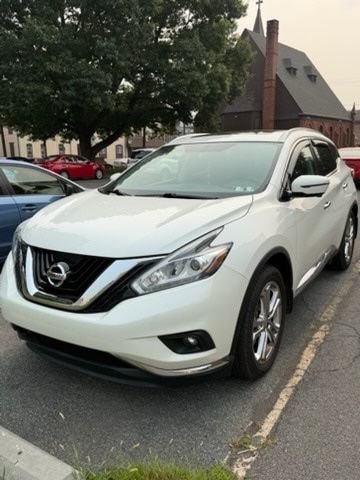 Used 2018 White Nissan Platinum image 2