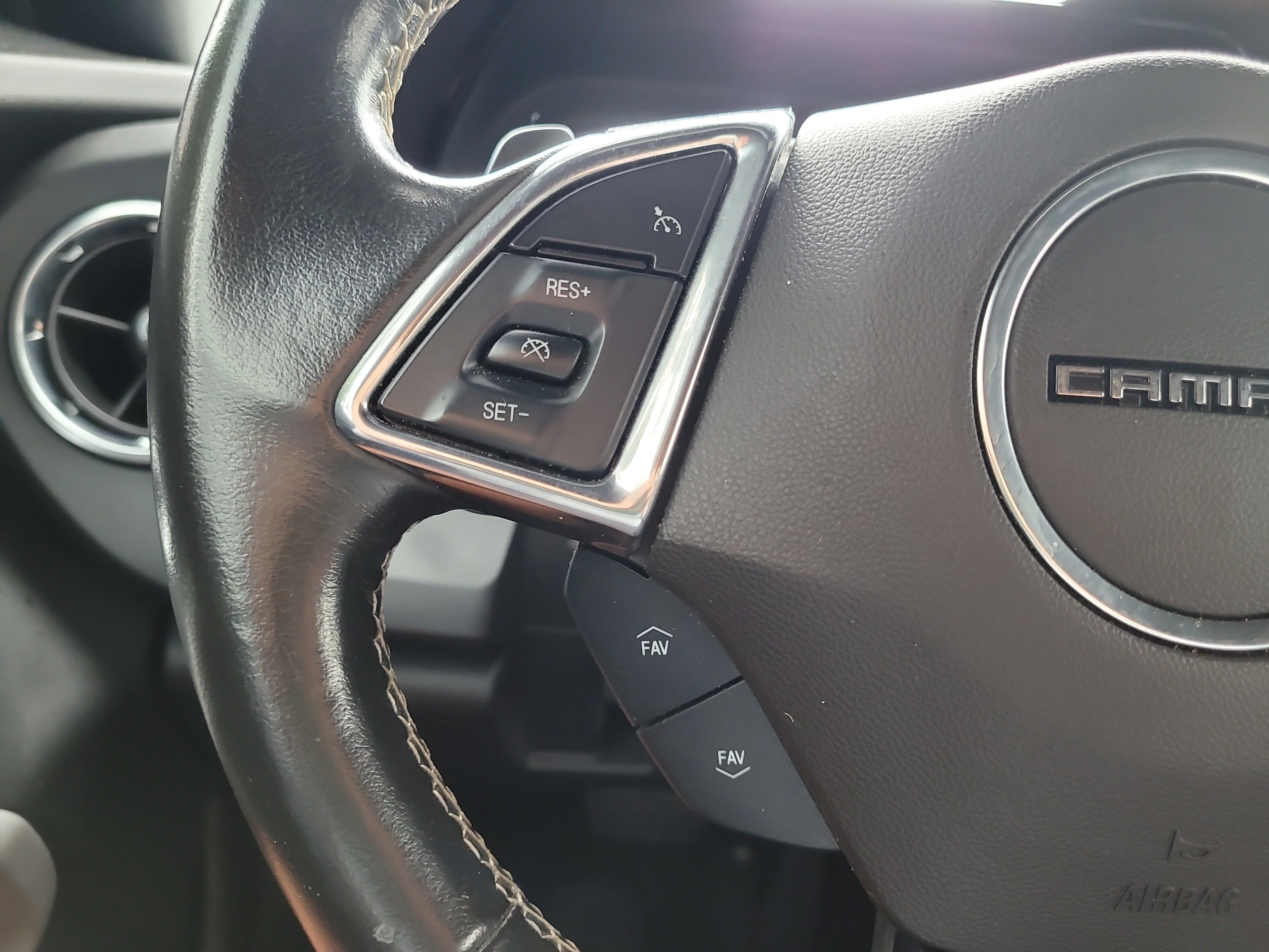 Used 2023 Sharkskin Metallic Chevrolet 1LT image 23