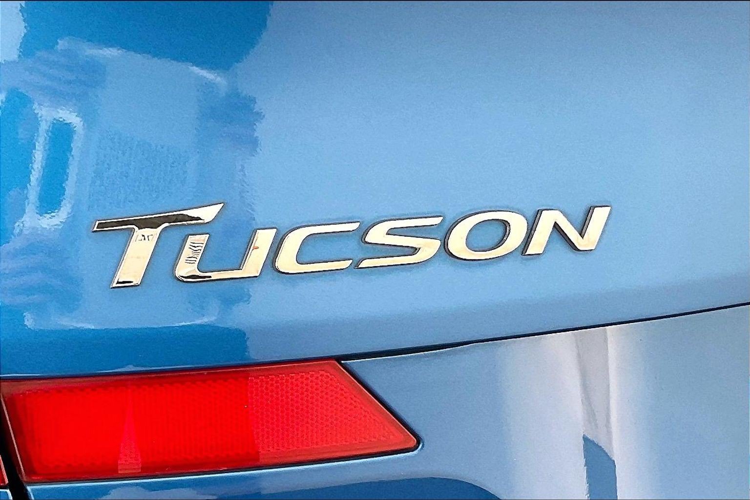 Used 2020 Aqua Blue Hyundai Value image 31